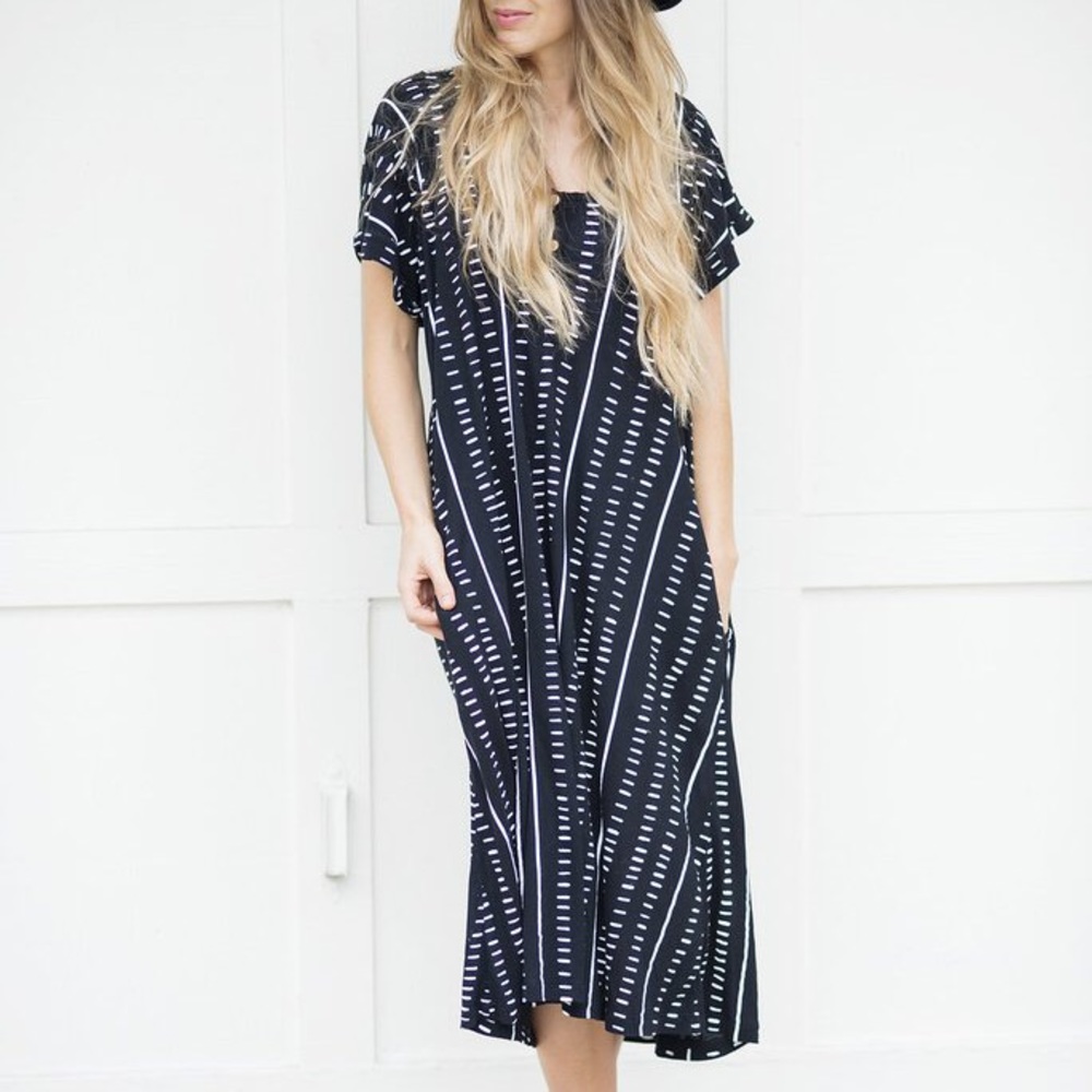 Humble Hilo Noche dress